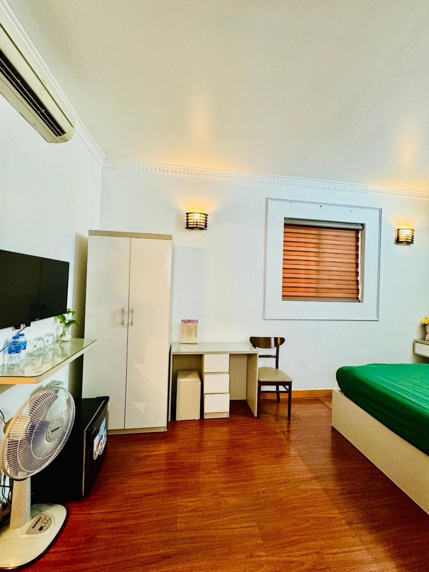 Il Divo Hostel & Spa ハノイ市 エクステリア 写真